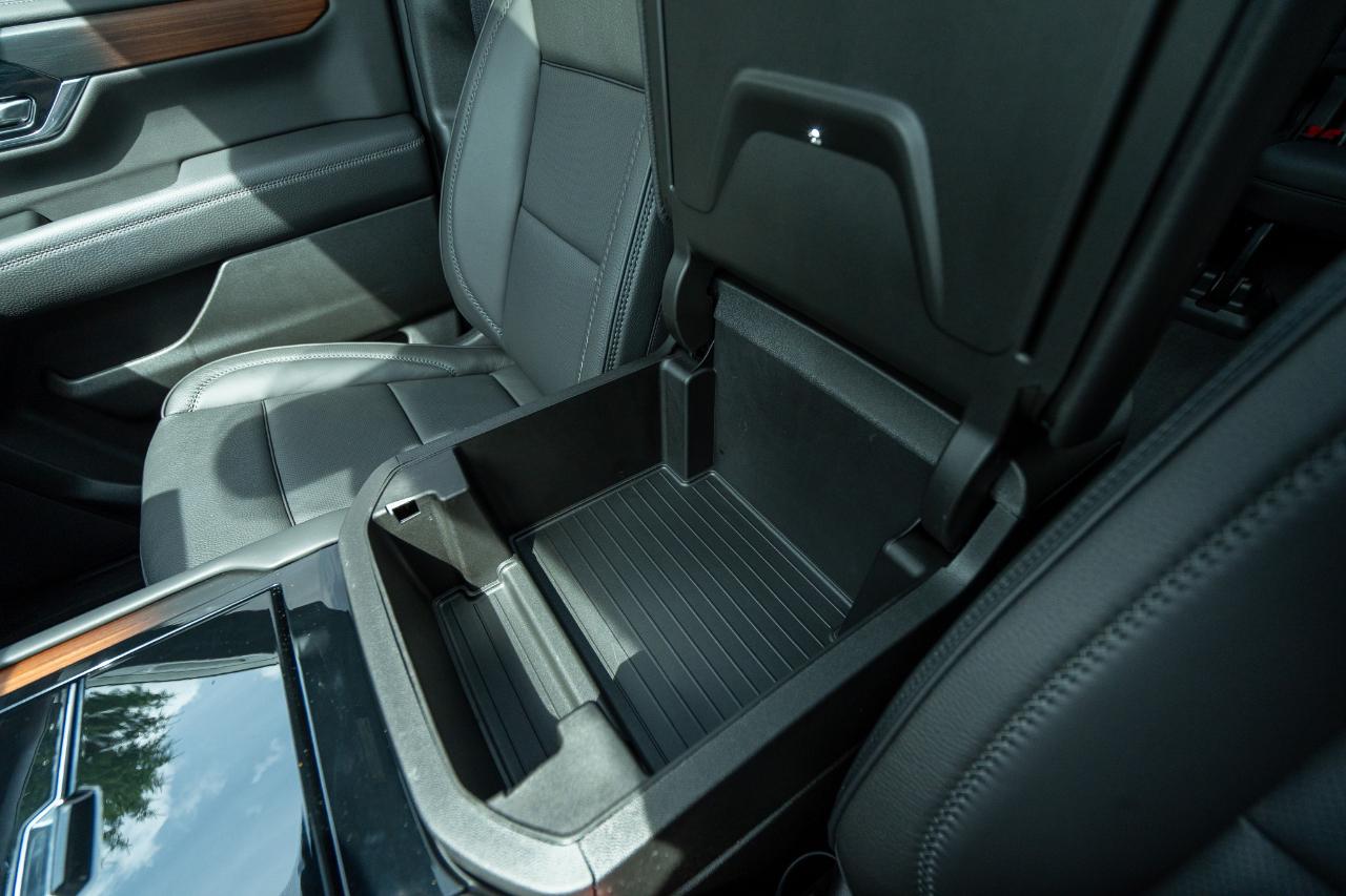 GMC Yukon Denali 4WD 2026