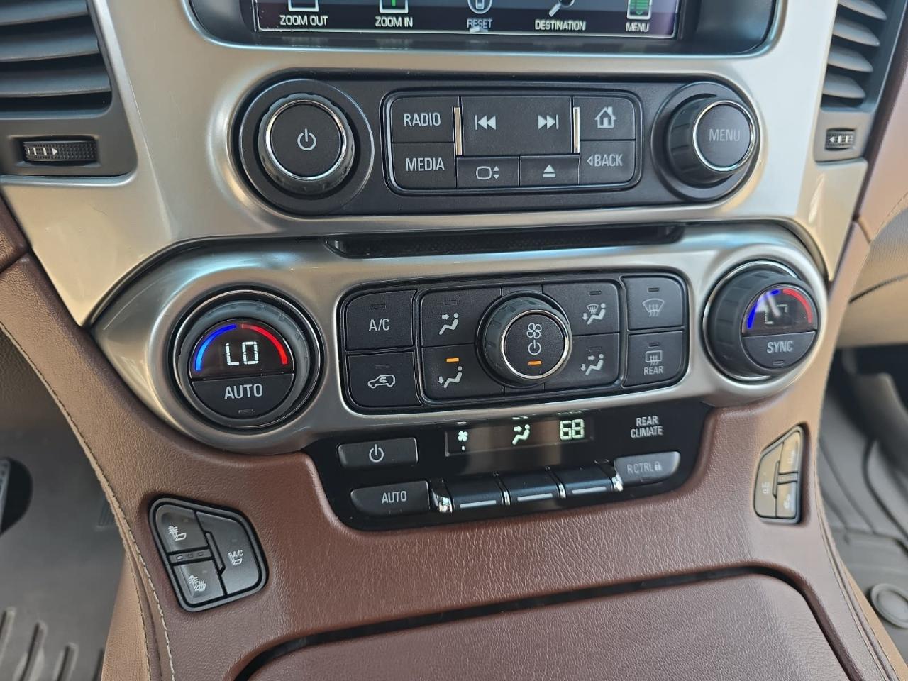 Chevrolet Suburban LTZ 4WD 2016