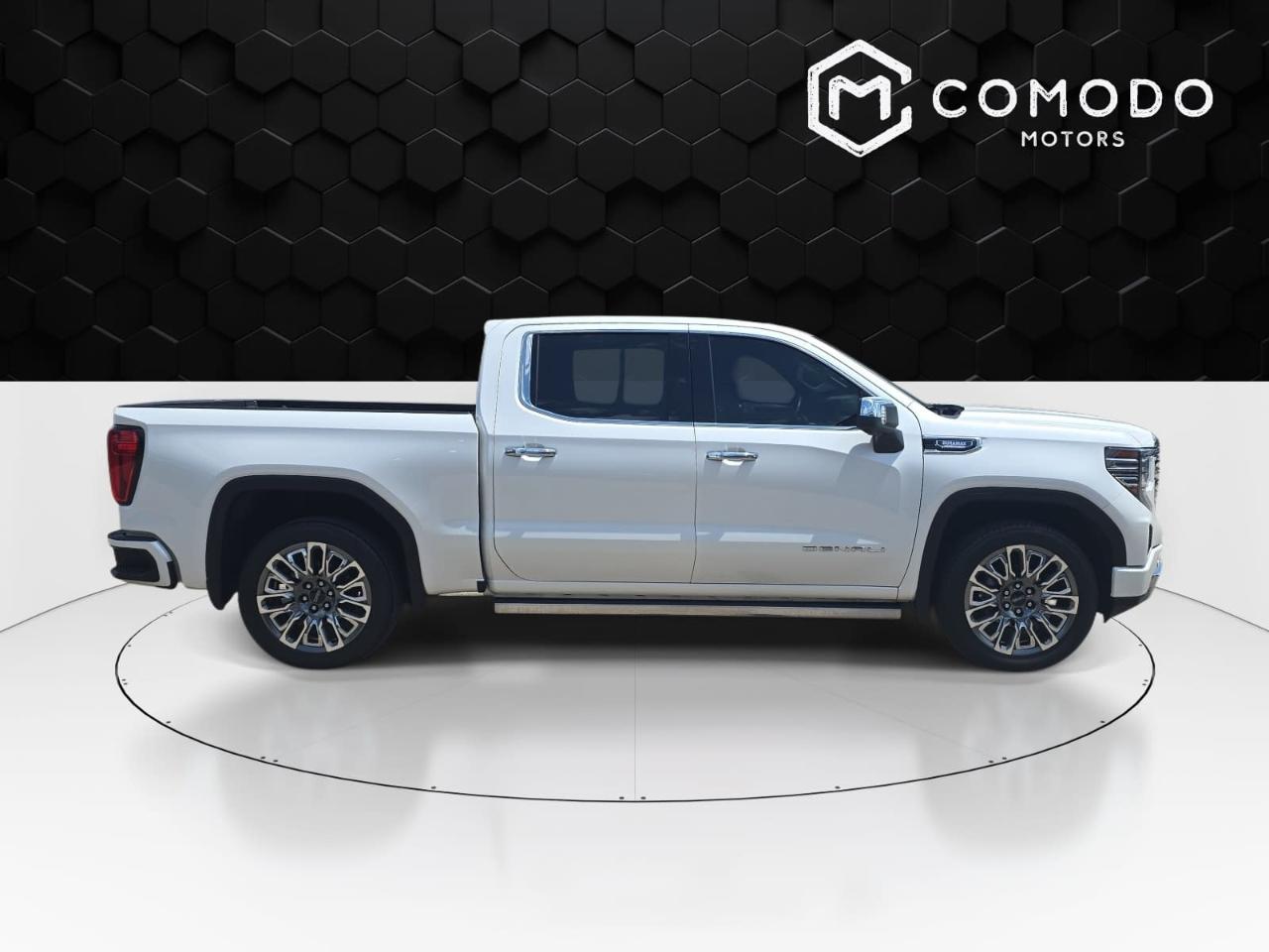 GMC Sierra 1500 Denali Crew Cab 4WD 2023