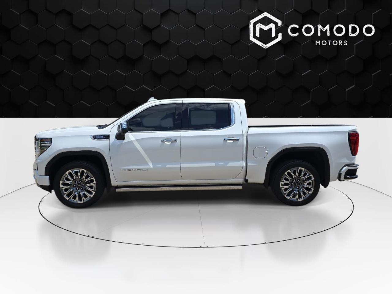 GMC Sierra 1500 Denali Crew Cab 4WD 2023