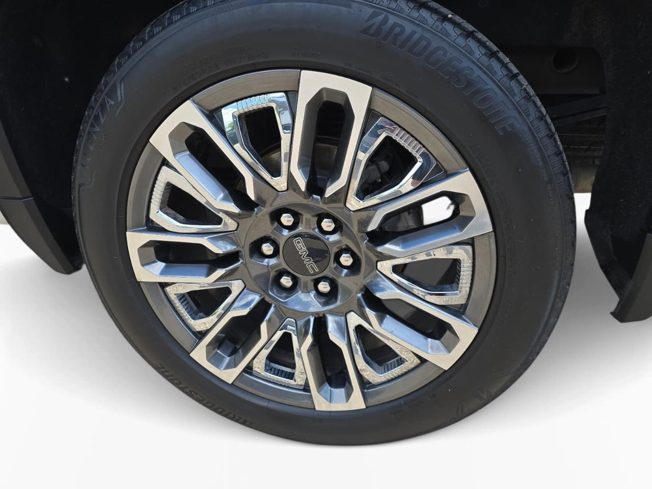 GMC Sierra 1500 Denali Crew Cab 4WD 2023