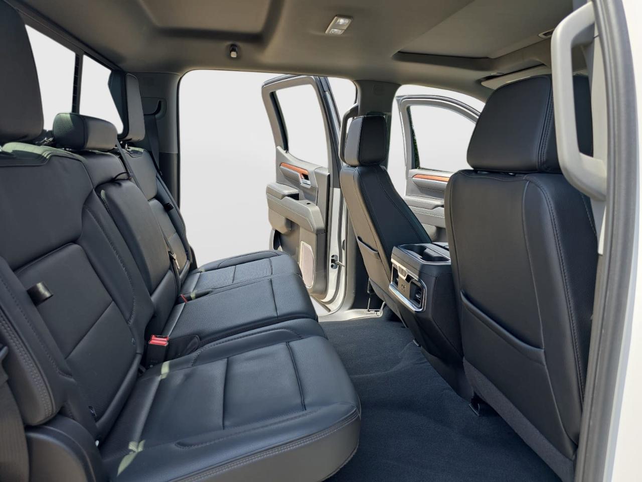 GMC Sierra 1500 Denali Crew Cab 4WD 2023