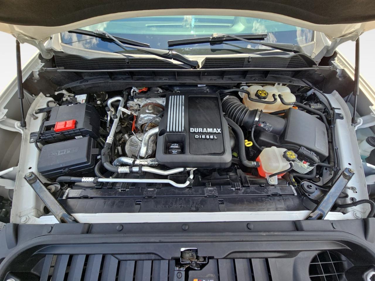 GMC Sierra 1500 Denali Crew Cab 4WD 2023
