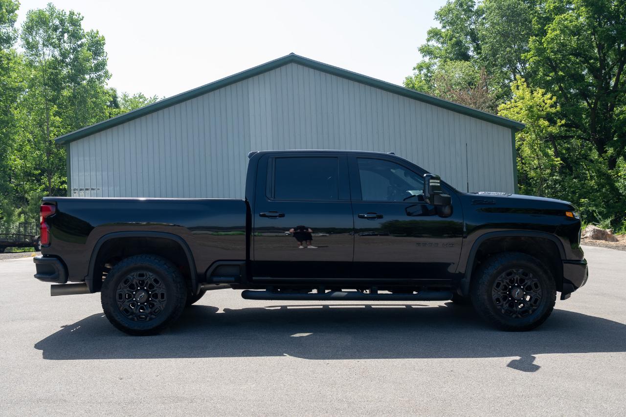 Chevrolet Silverado 2500HD LTZ Crew Cab 4WD 2024