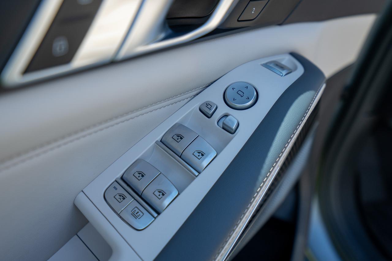 BMW X7 M60i 2023