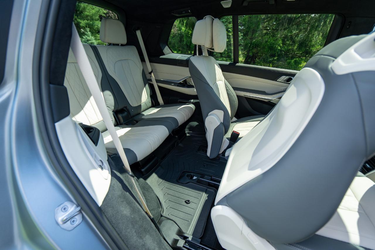 BMW X7 M60i 2023