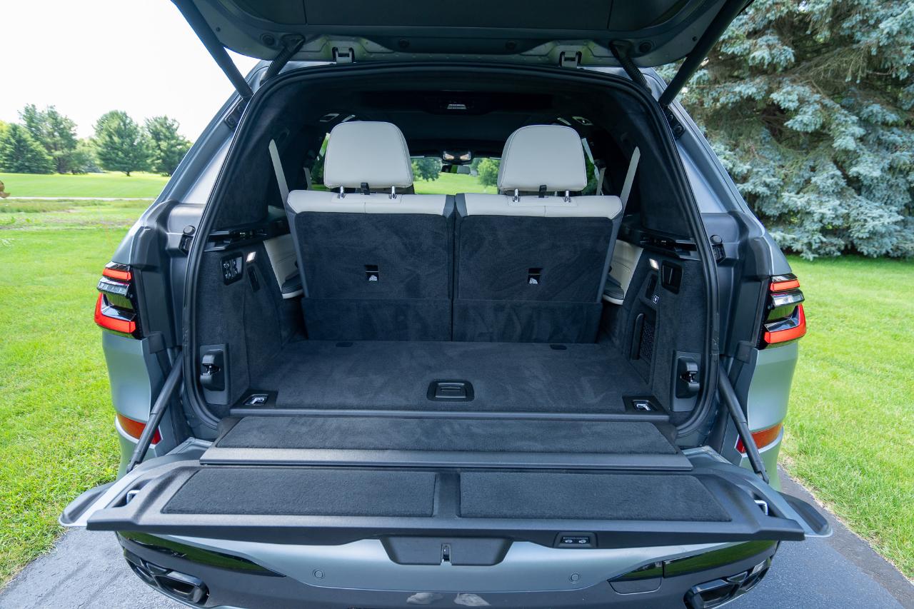 BMW X7 M60i 2023