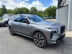 2023 BMW X7 