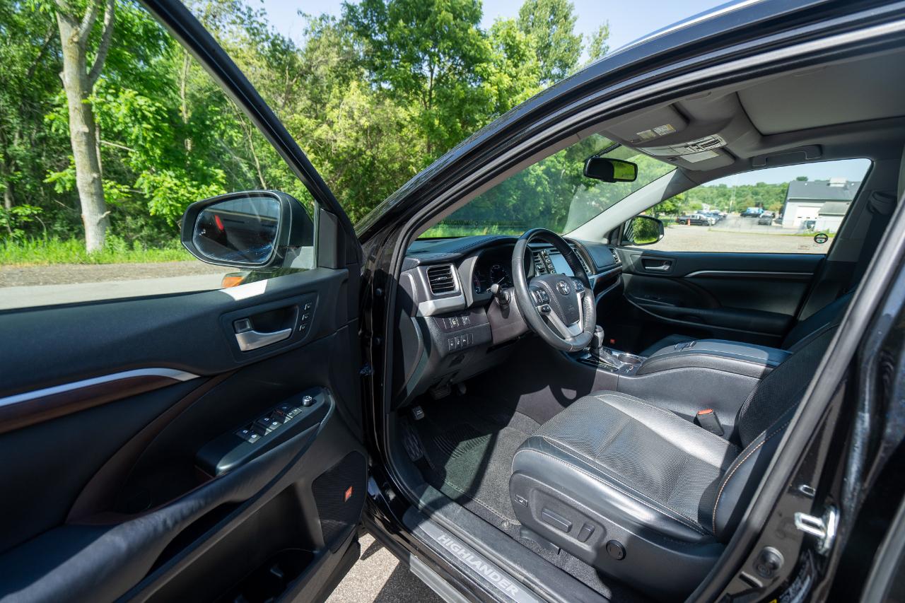 Toyota Highlander Limited AWD V6 2015