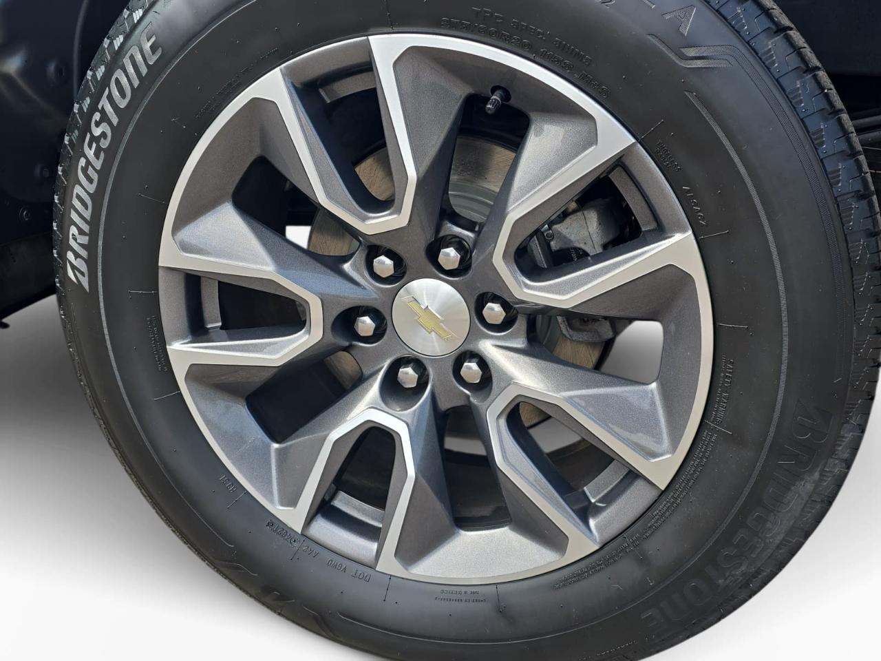 Chevrolet Silverado 1500 LT Crew Cab 4WD 2020
