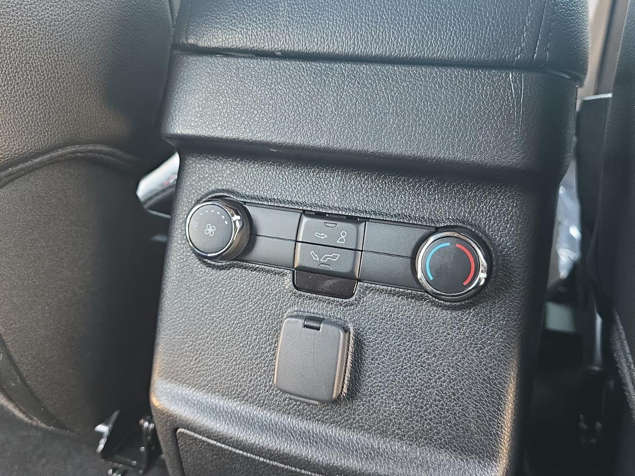 Ford Explorer XLT 4WD 2019