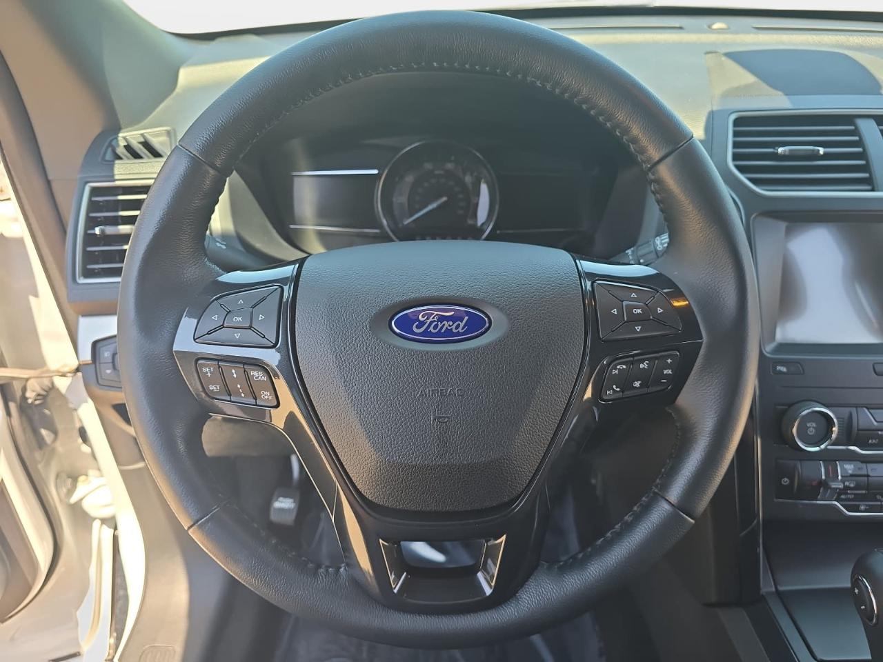 Ford Explorer XLT 4WD 2019