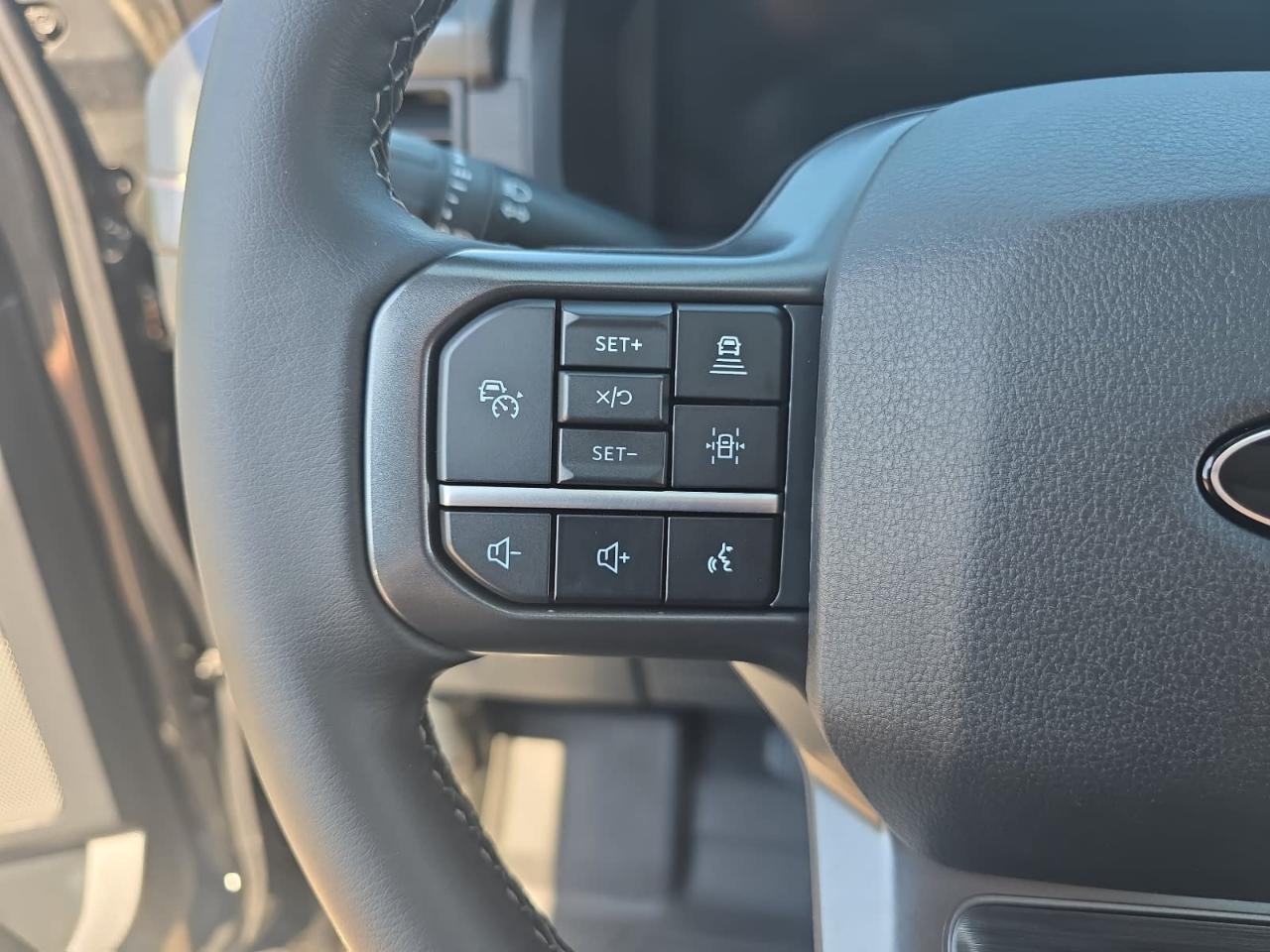 Ford F150 XLT Supercrew 4WD 2024