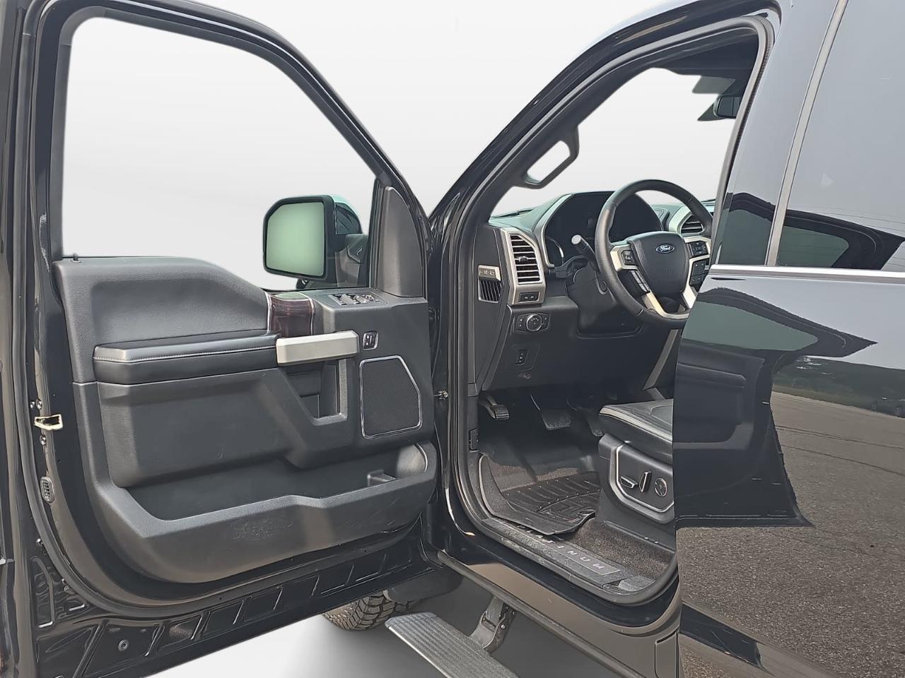 Ford F150 Platinum Supercrew 4WD 2015