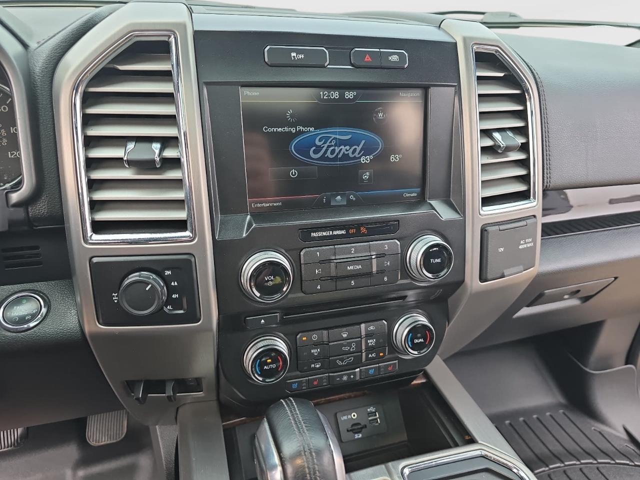 Ford F150 Platinum Supercrew 4WD 2015