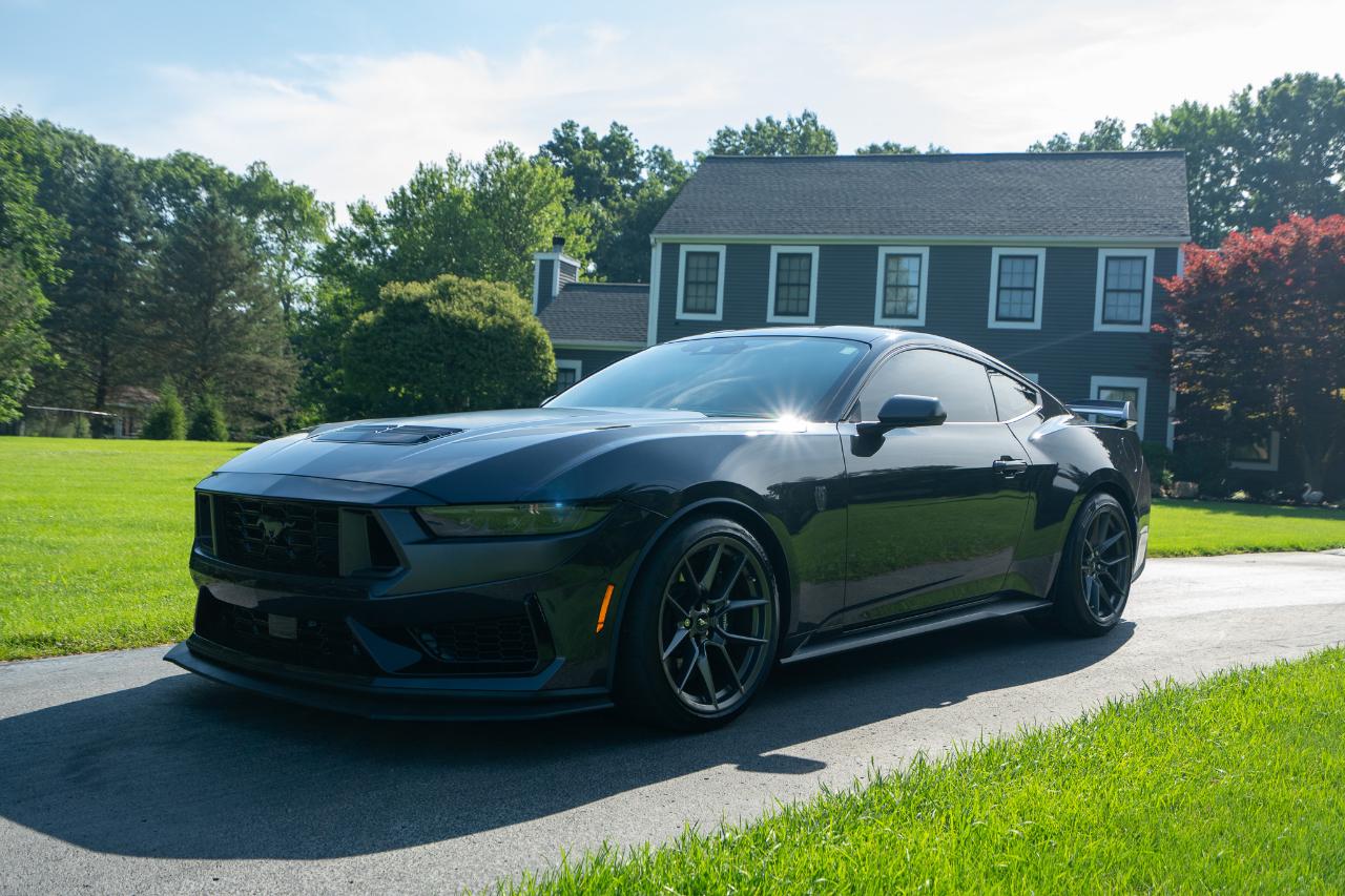 Ford Mustang Dark Horse 2024