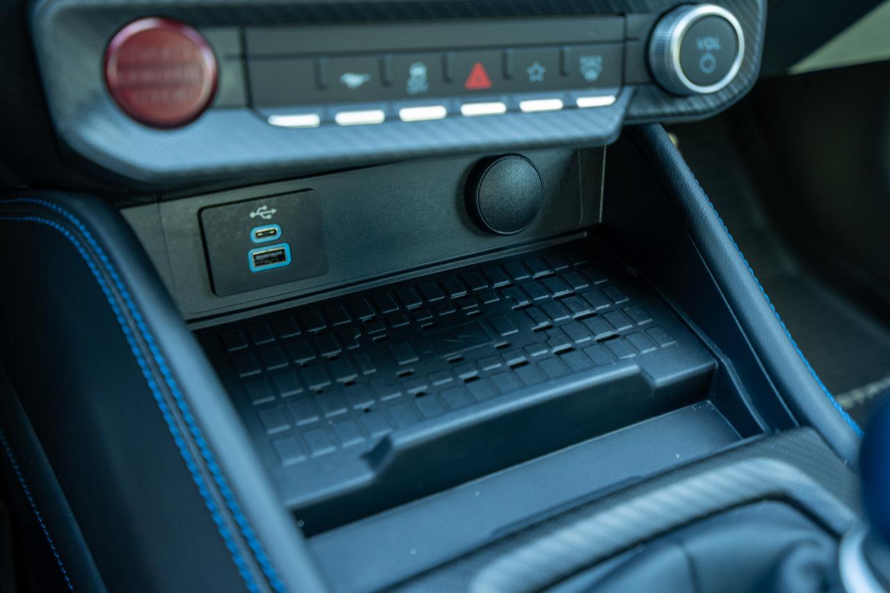Ford Mustang Dark Horse 2024
