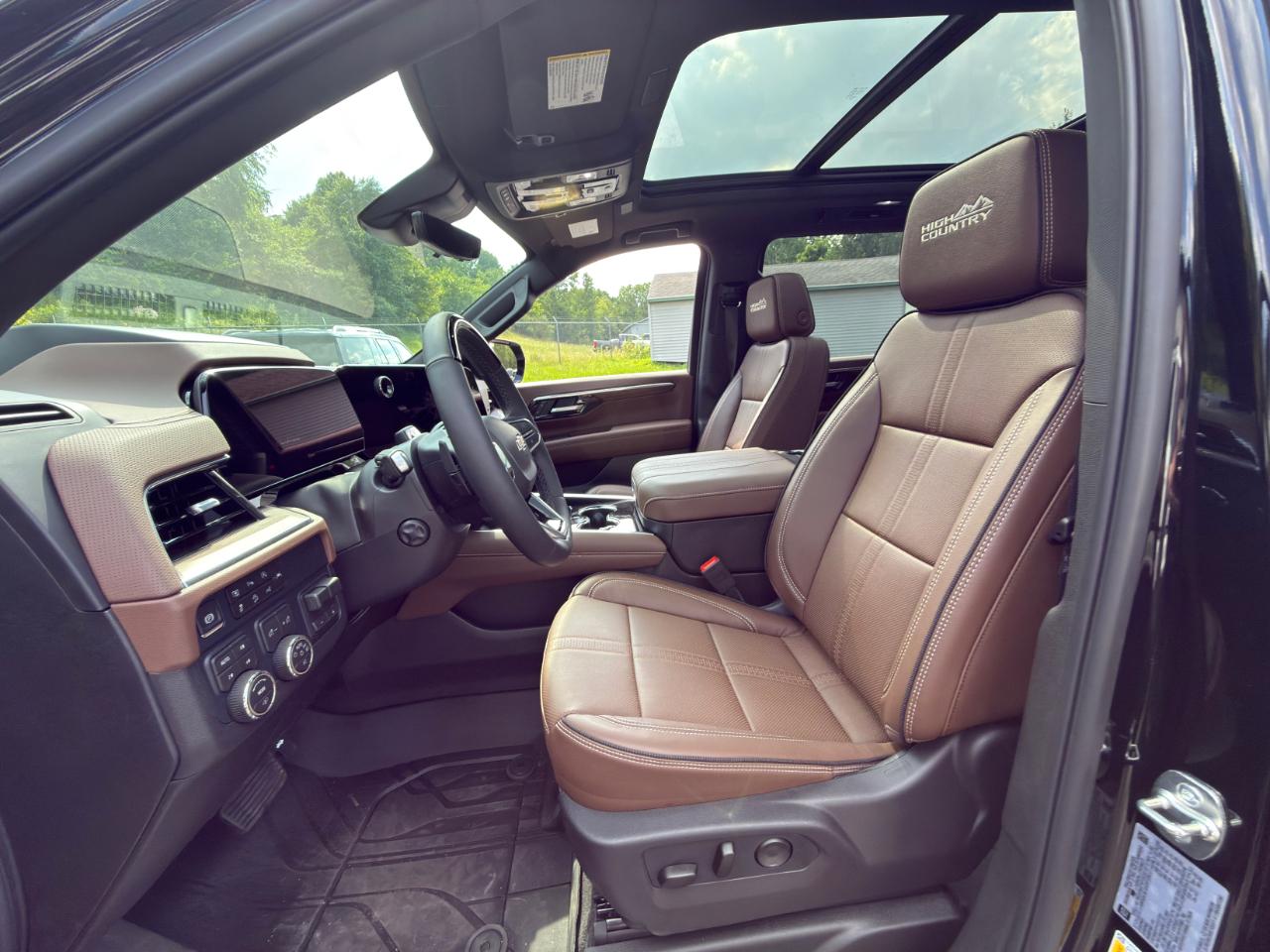 Chevrolet Suburban High Country 4WD 2026