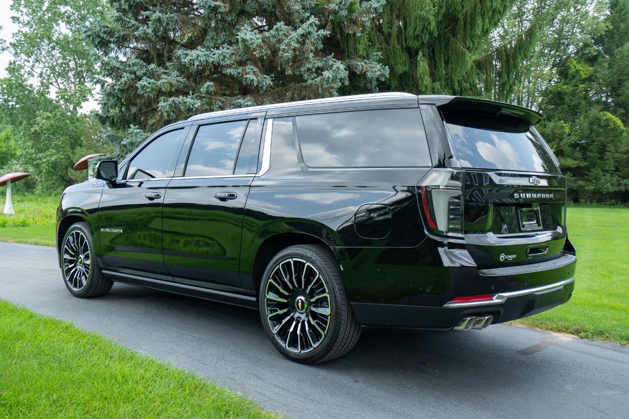 Chevrolet Suburban High Country 4WD 2026