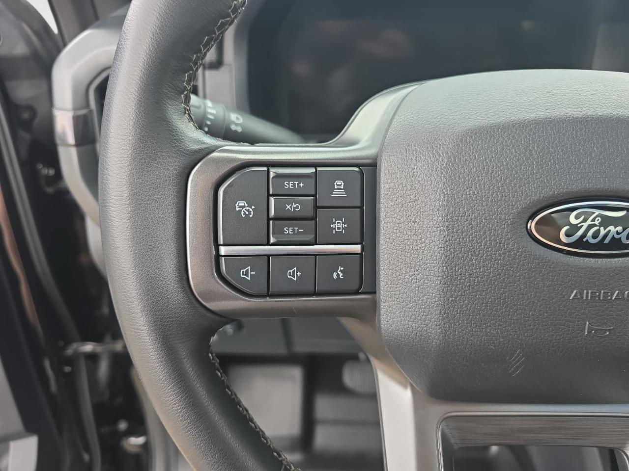 Ford F150 XLT Supercrew 4WD 2024