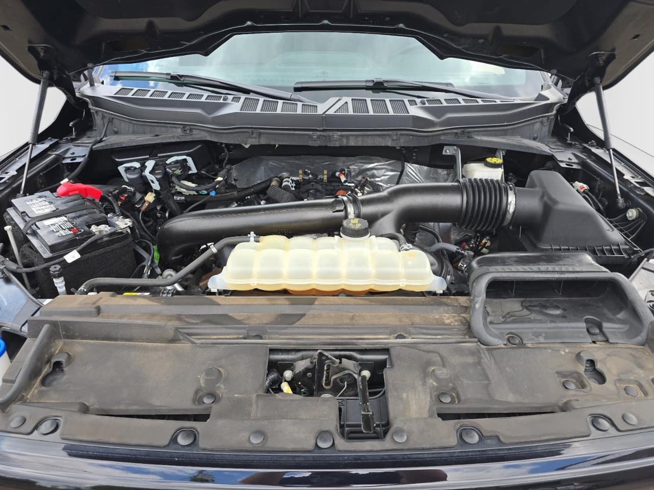 Ford F150 XLT Supercrew 4WD 2024