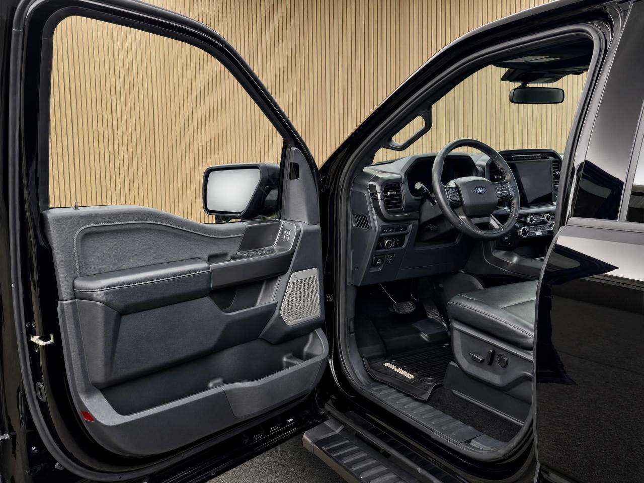 Ford F150 XLT Supercrew 4WD 2024