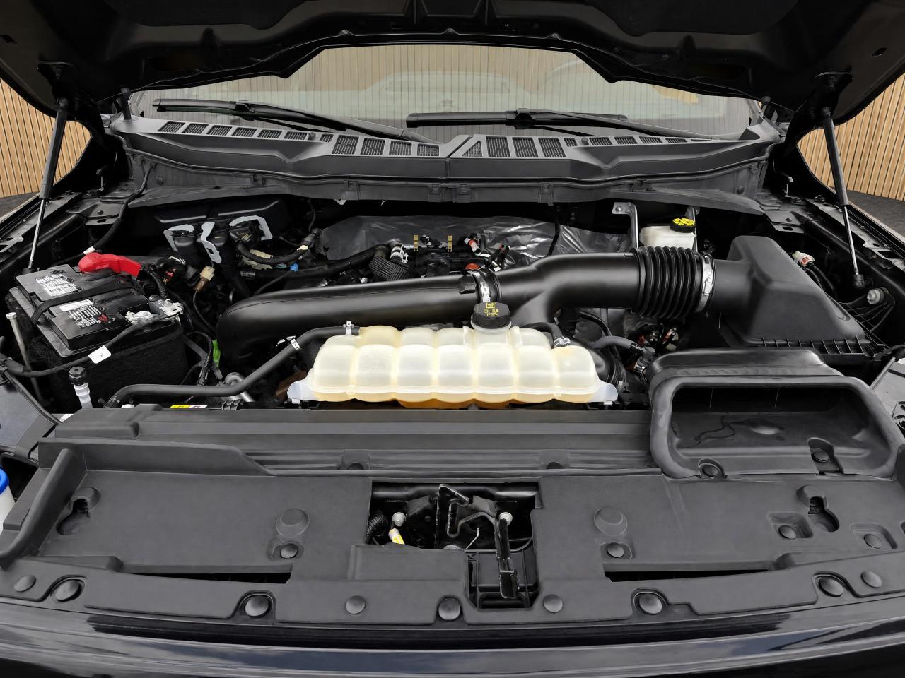 Ford F150 XLT Supercrew 4WD 2024