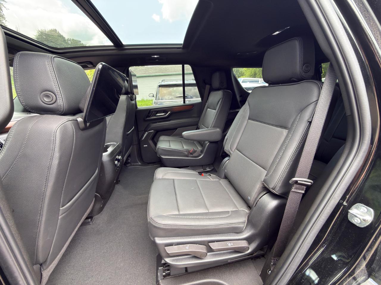 GMC Yukon Denali 4WD 2025