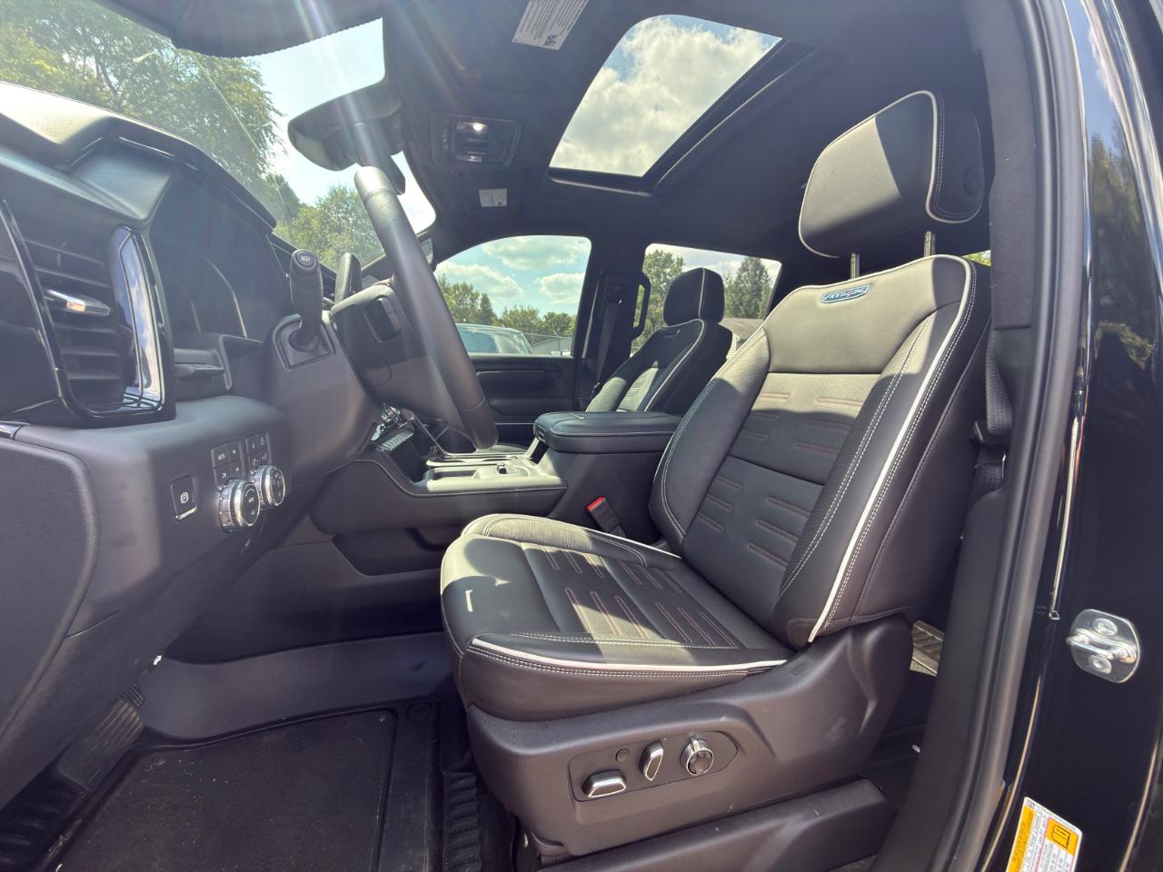 GMC Sierra 2500HD AT4X Crew Cab 4WD 2026