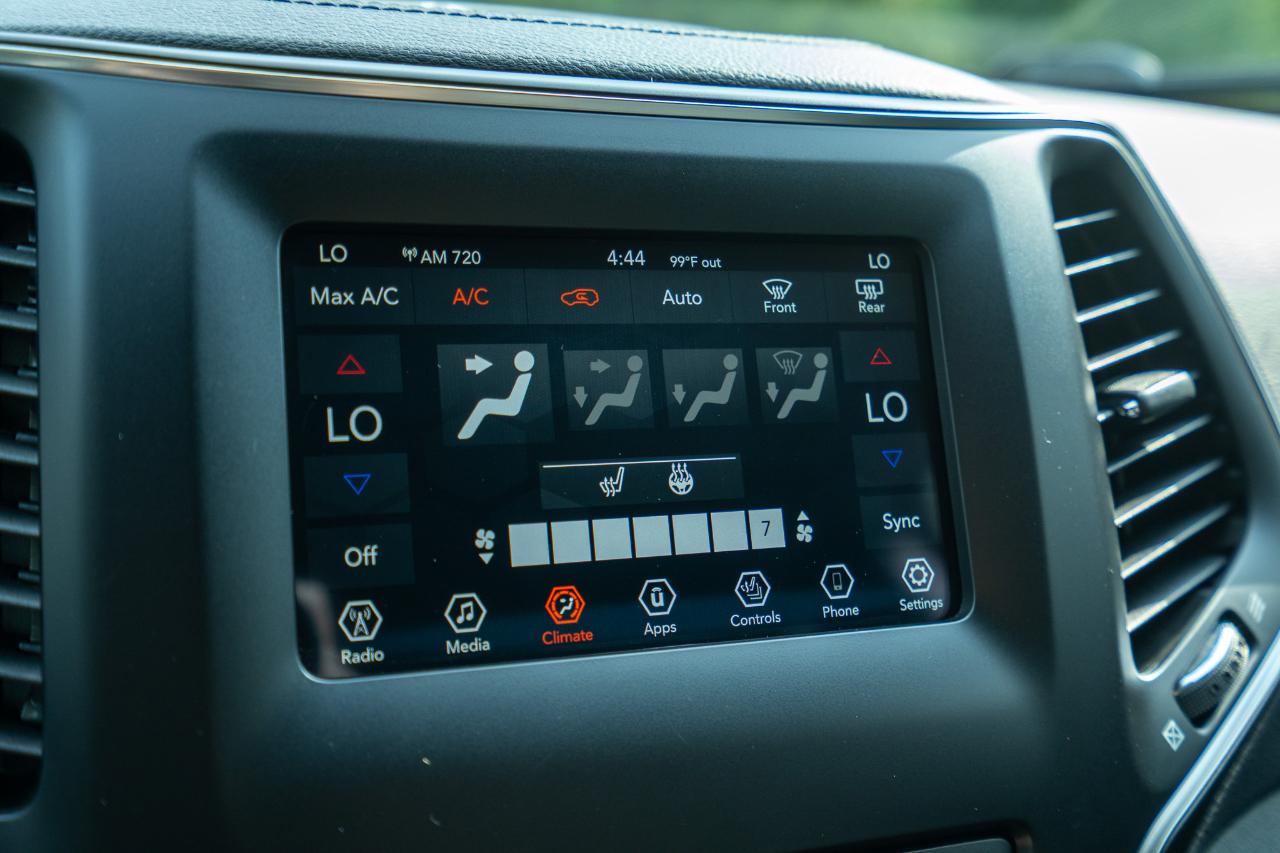 Jeep Cherokee Latitude Plus 4WD 2019