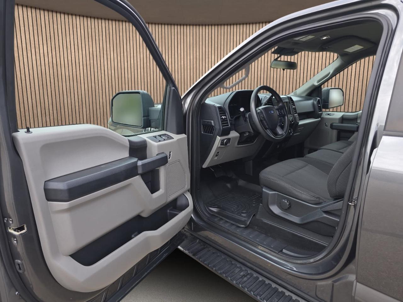 Ford F150 STX Supercrew 4WD 2019
