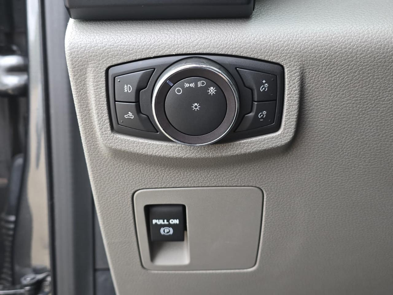 Ford F150 STX Supercrew 4WD 2019