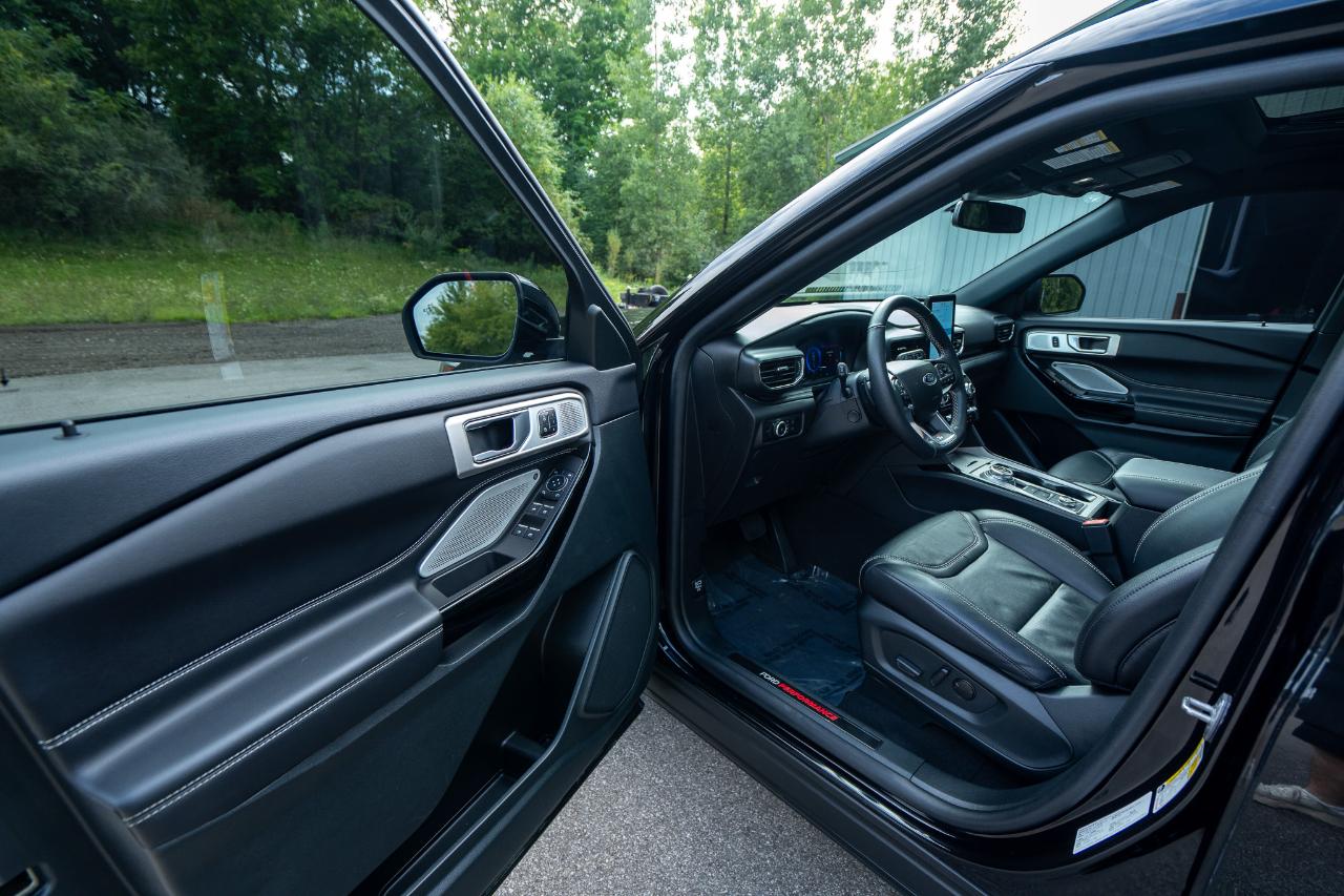 Ford Explorer ST AWD 2023