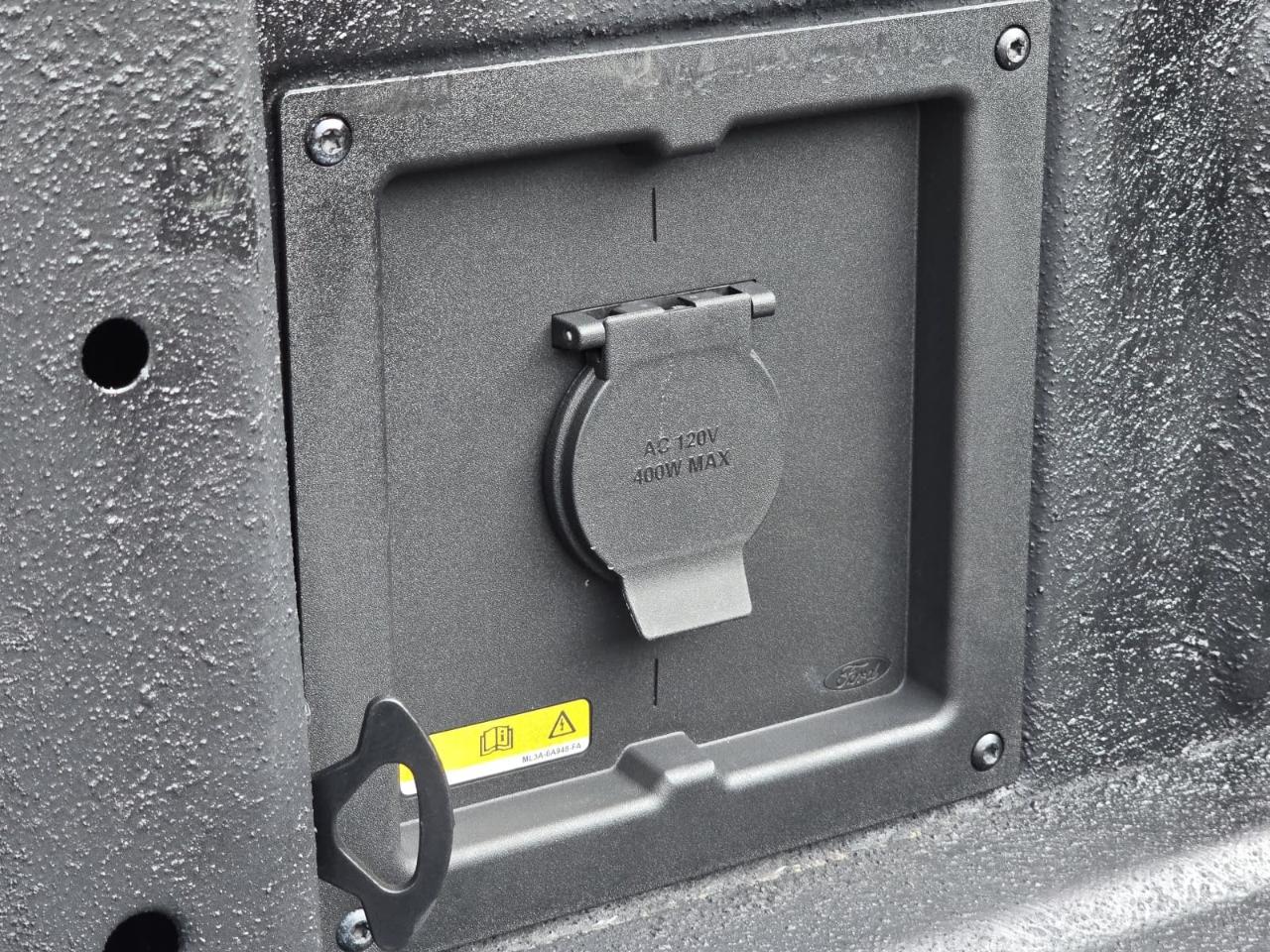 Ford F150 XLT Supercrew 4WD 2024