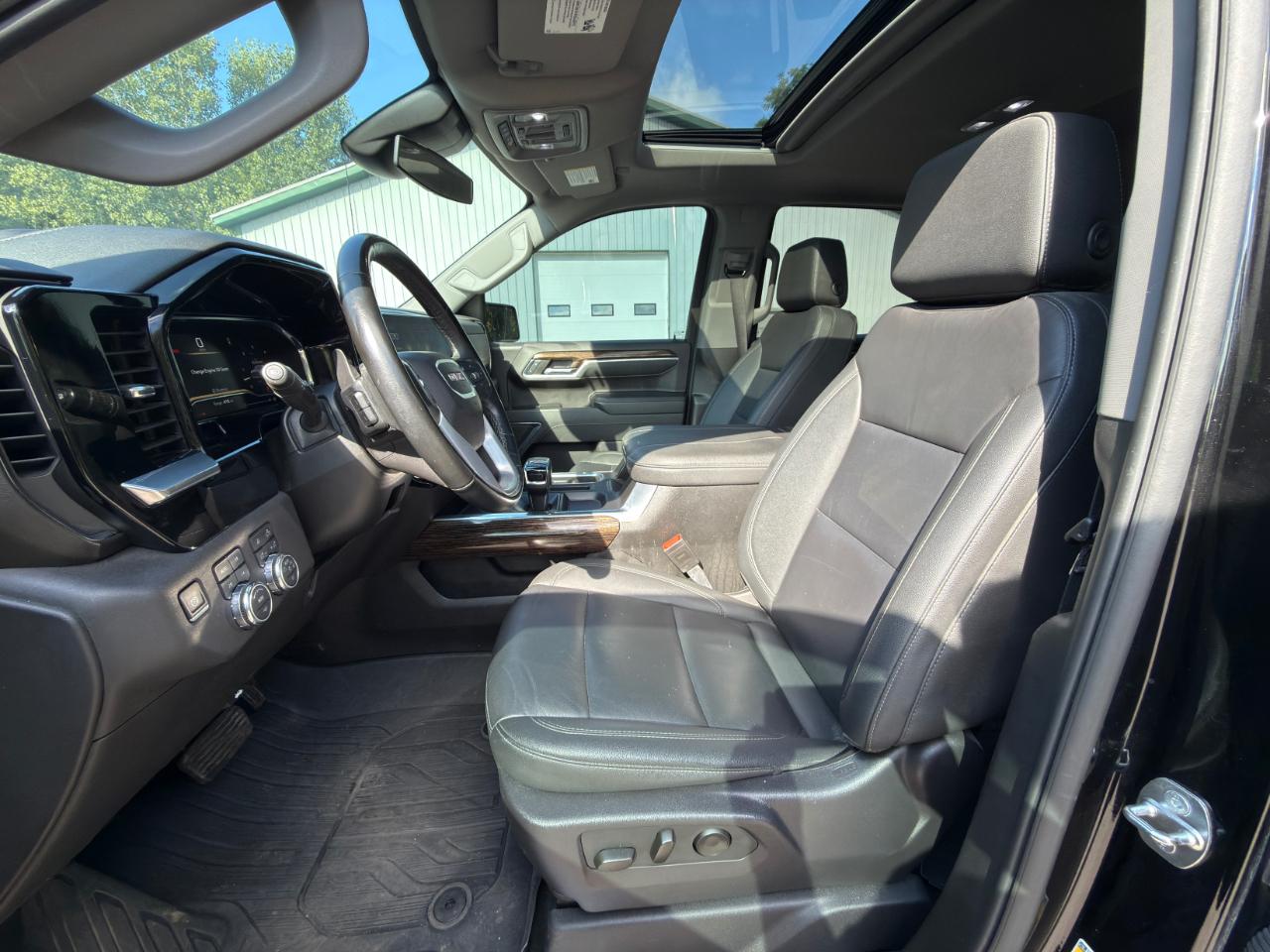 GMC Sierra 1500 Elevation Crew Cab 4WD 2024