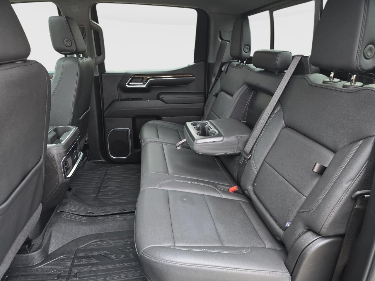 GMC Sierra 1500 Elevation Crew Cab 4WD 2024