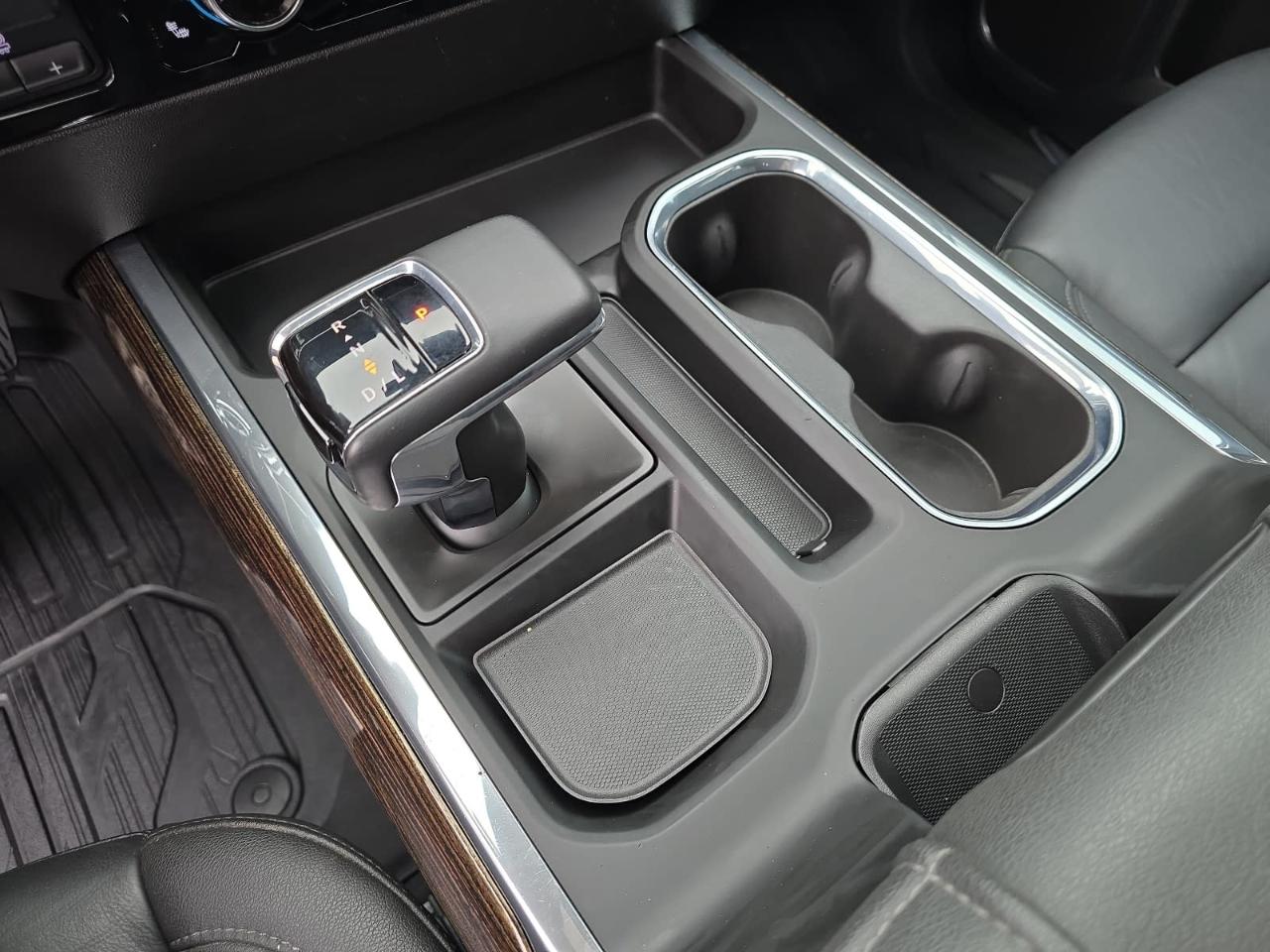 GMC Sierra 1500 Elevation Crew Cab 4WD 2024
