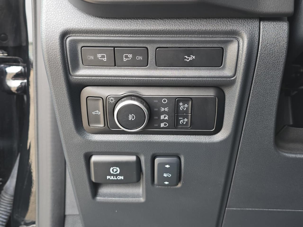 Ford F150 XLT Supercrew 4WD 2024