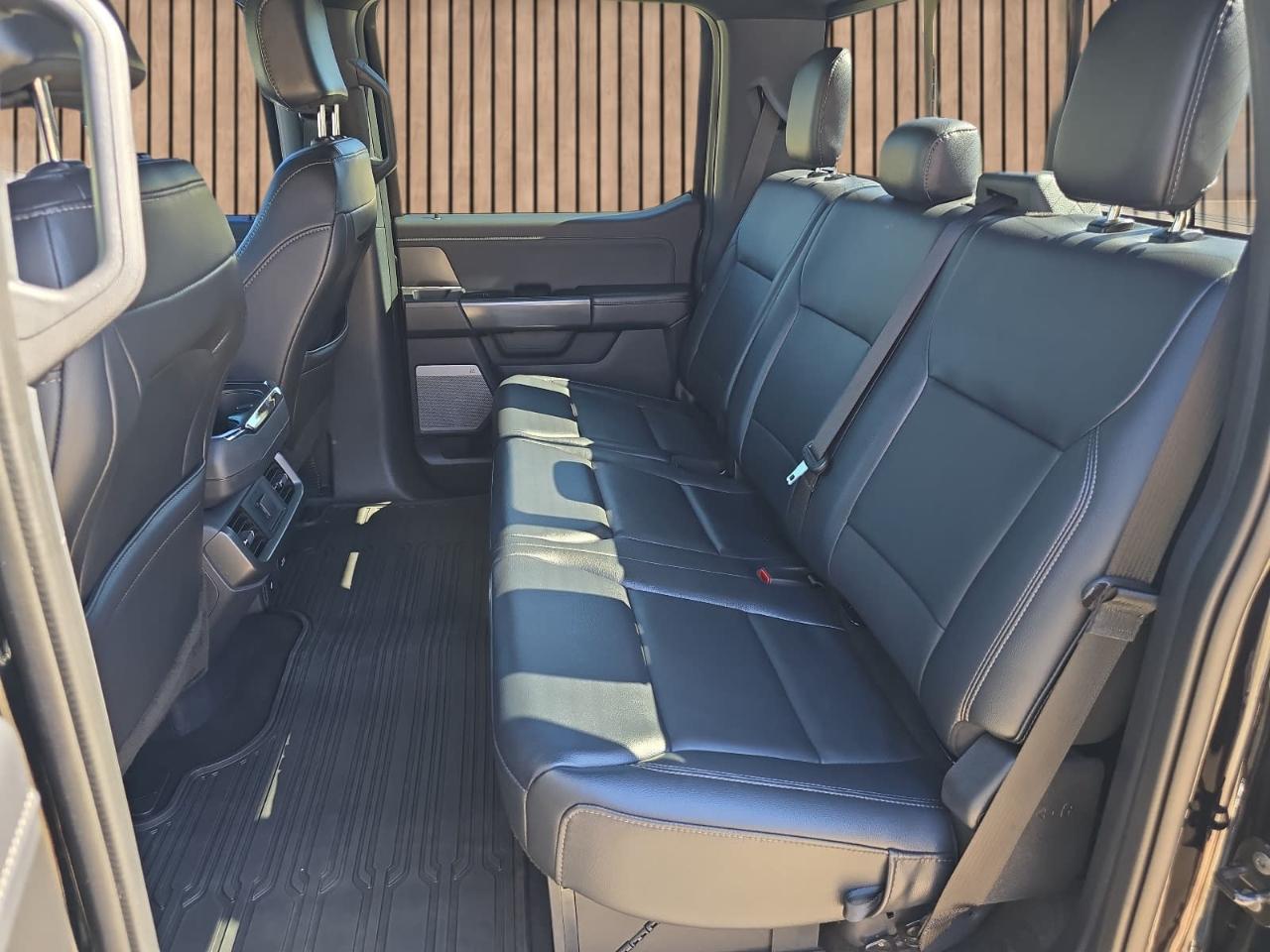Ford F150 XLT Supercrew 4WD 2024