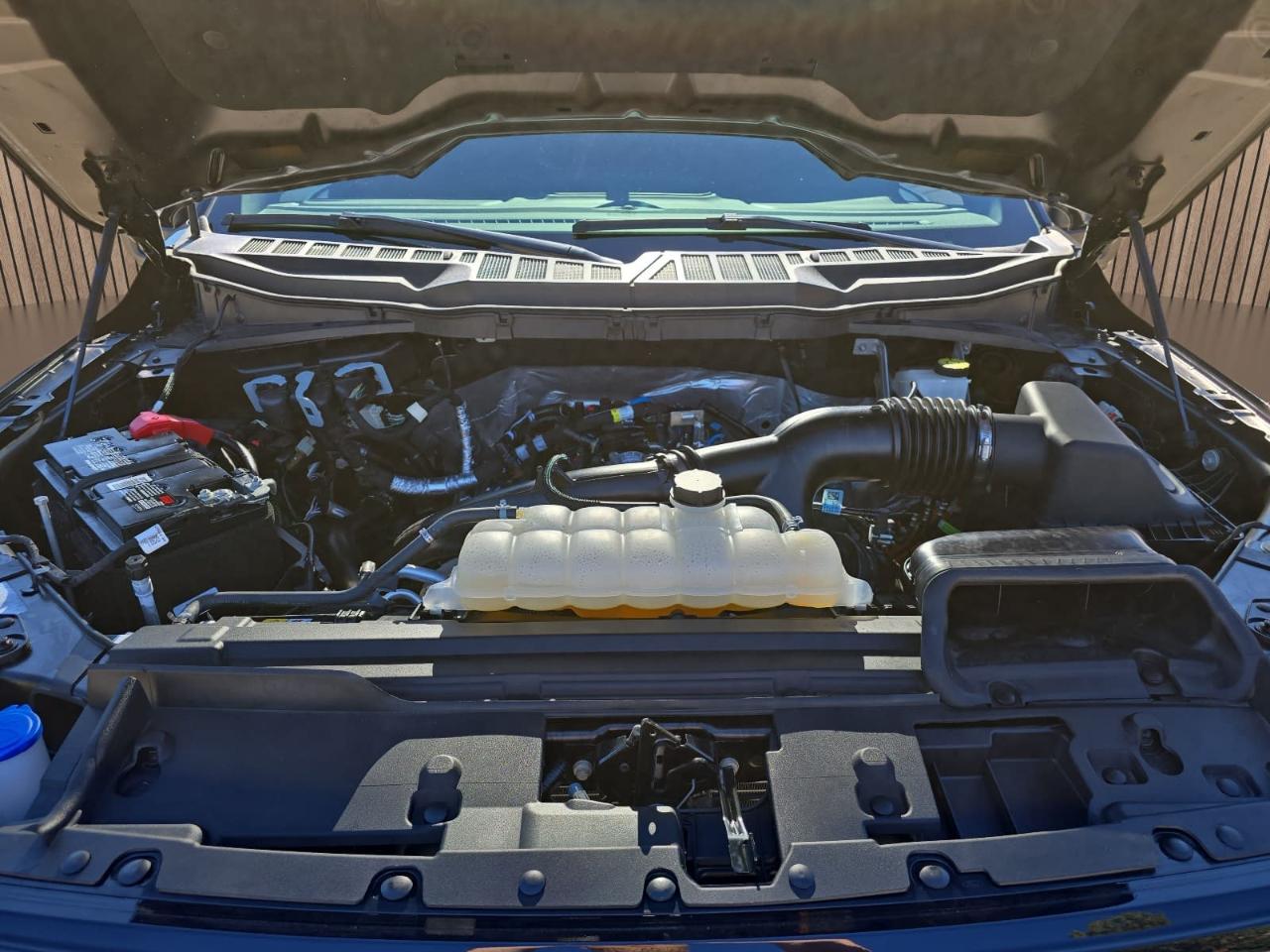 Ford F150 XLT Supercrew 4WD 2024
