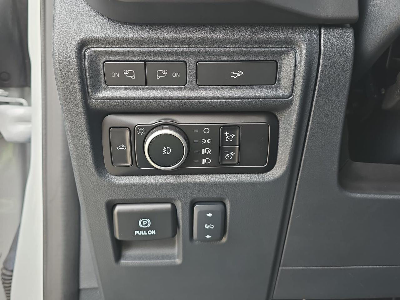 Ford F150 XLT Supercrew 4WD 2024