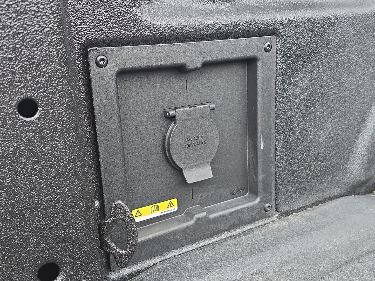 Ford F150 XLT Supercrew 4WD 2023