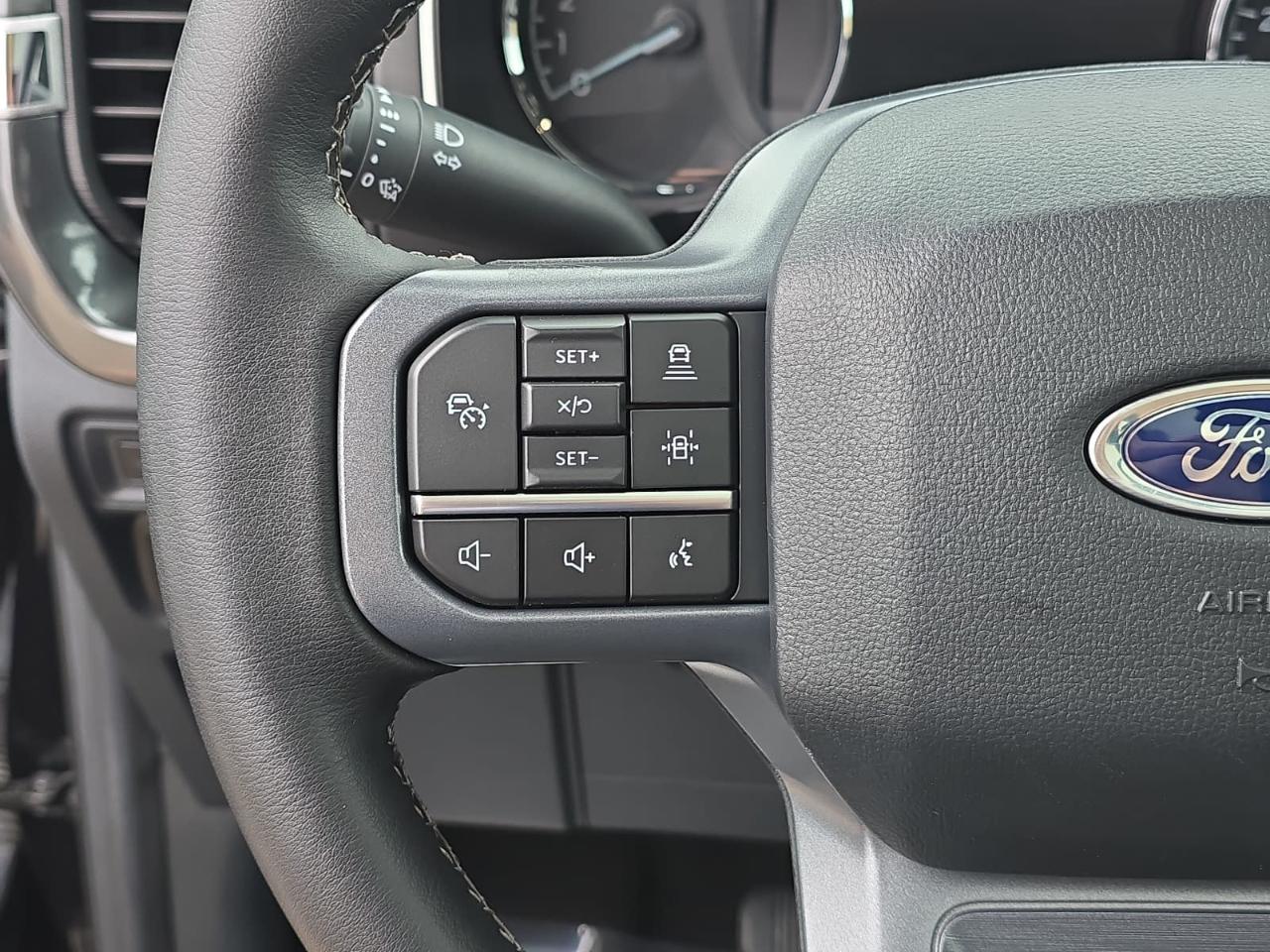 Ford F150 XLT Supercrew 4WD 2023