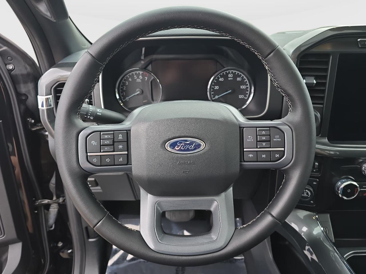 Ford F150 XLT Supercrew 4WD 2023