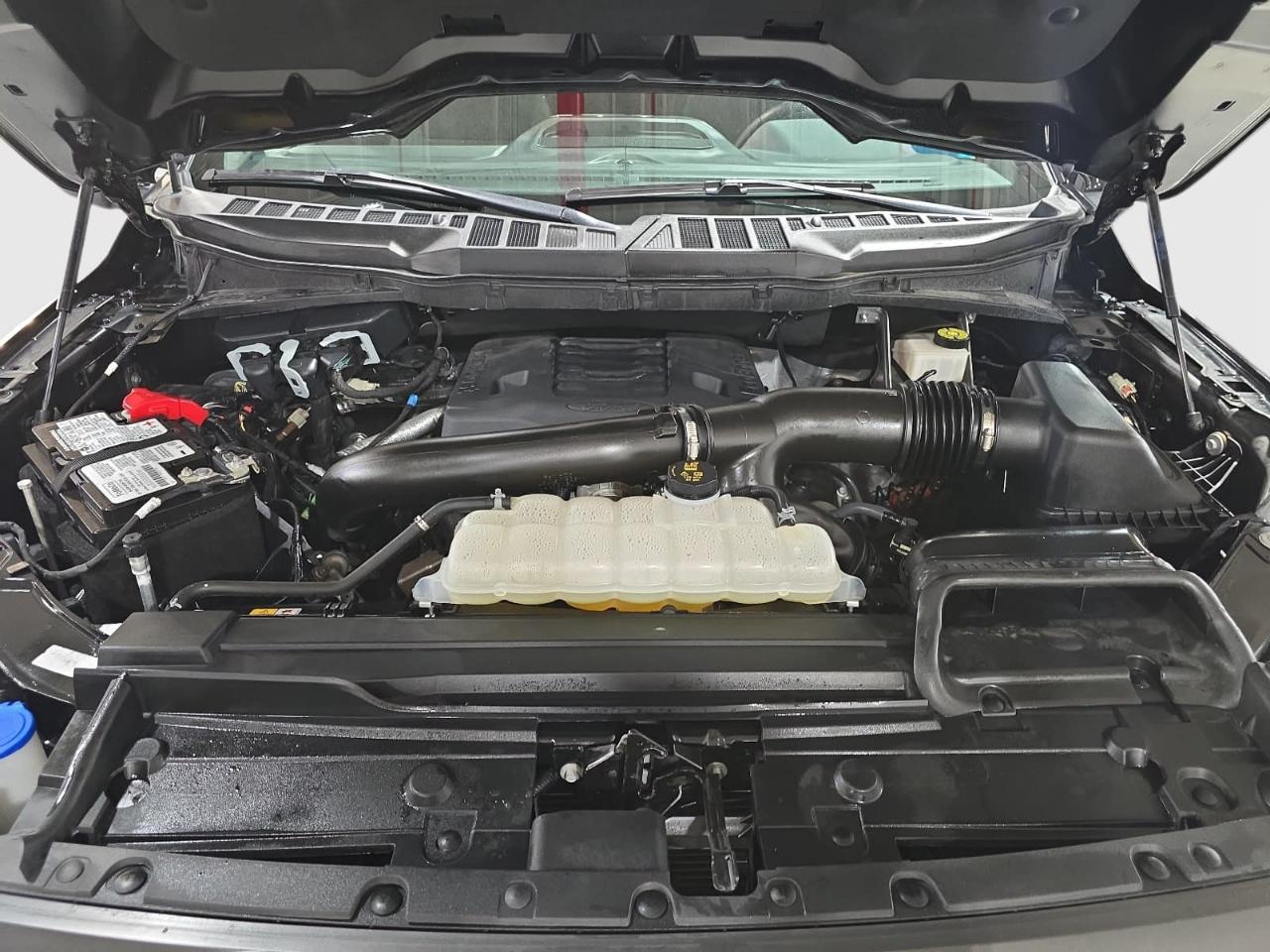 Ford F150 XLT Supercrew 4WD 2023