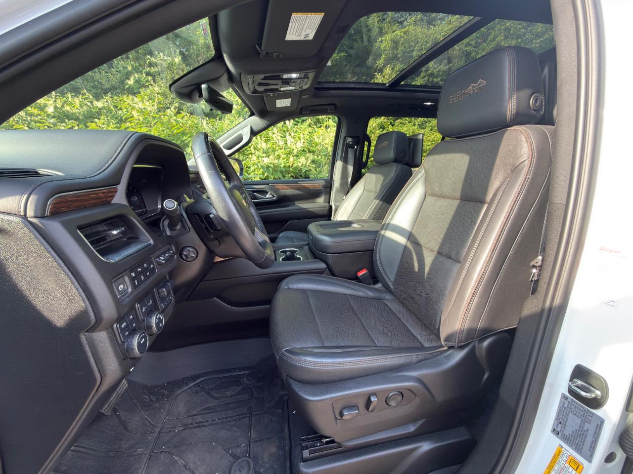 Chevrolet Suburban High Country 4WD 2024