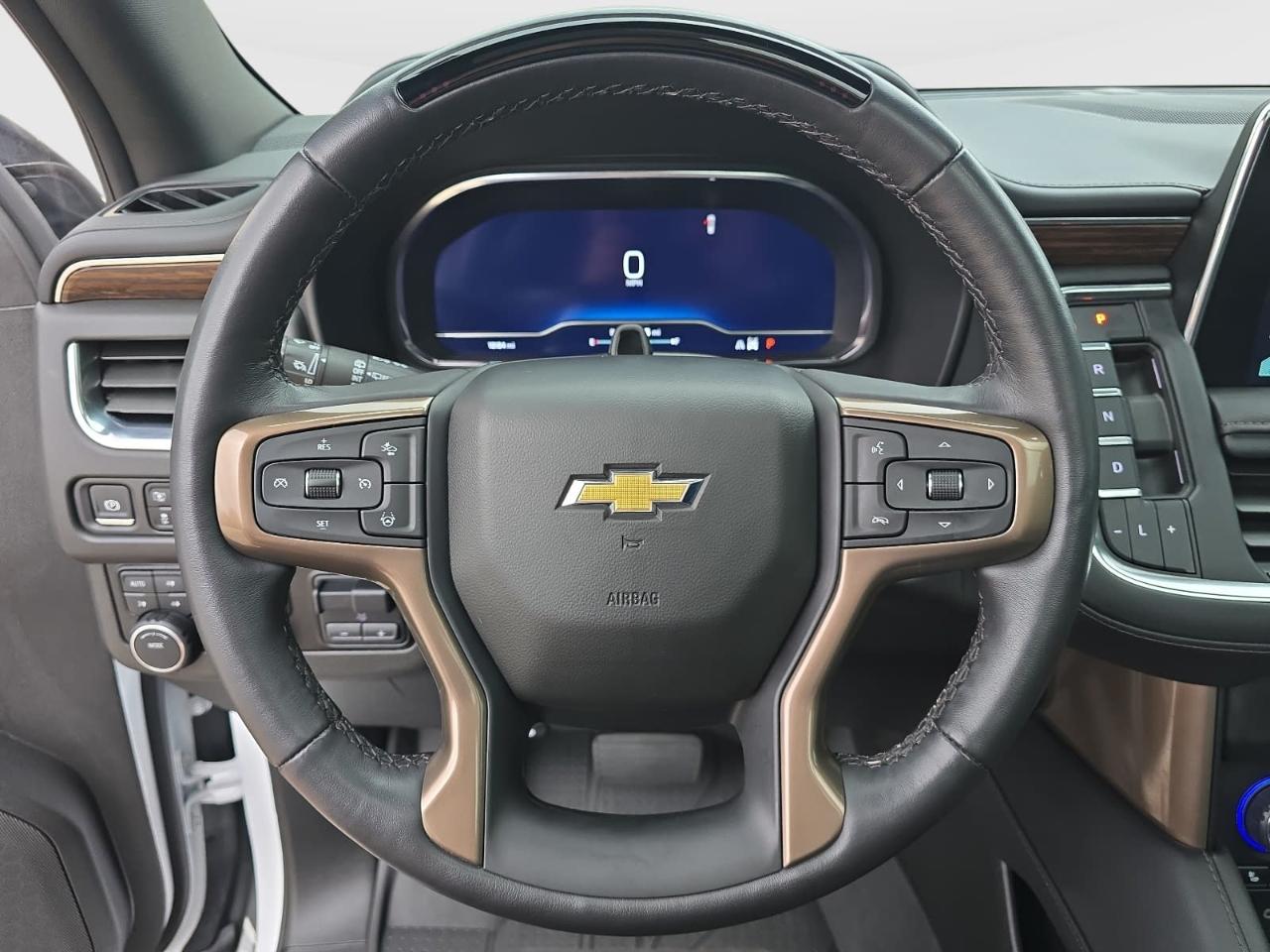 Chevrolet Suburban High Country 4WD 2024