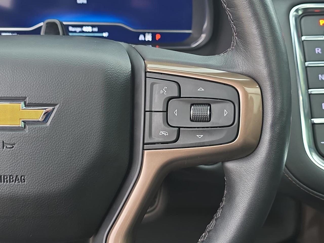 Chevrolet Suburban High Country 4WD 2024