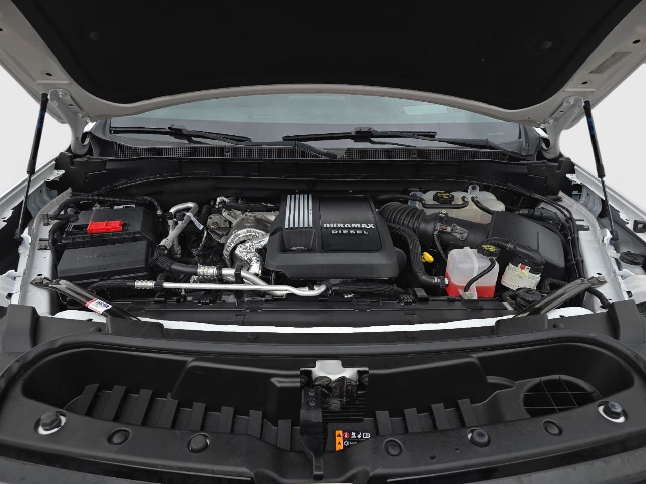 Chevrolet Suburban High Country 4WD 2024