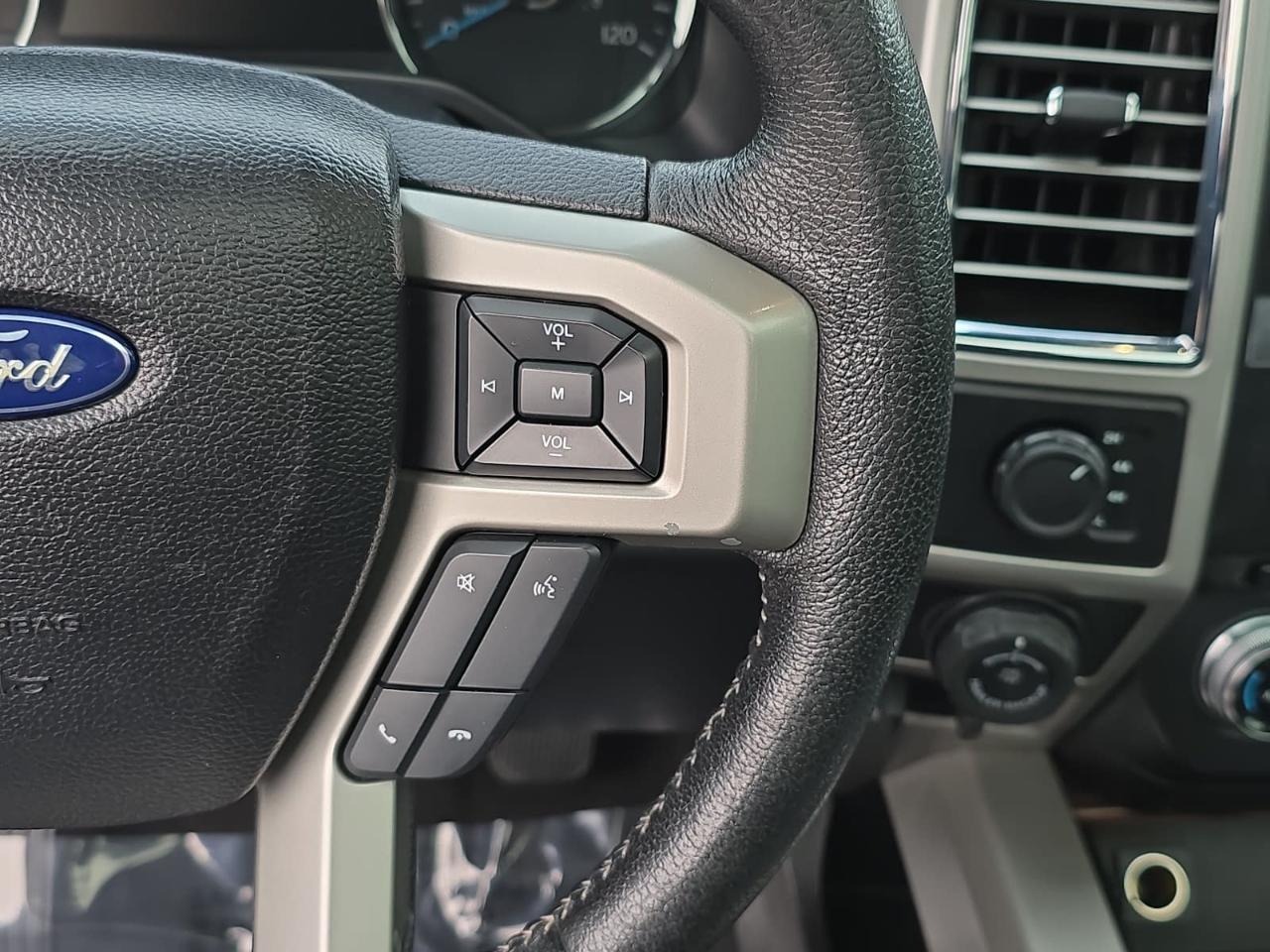 Ford F150 Lariat Supercrew 4WD 2016